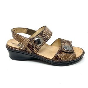 Finn Comfort Alayna 2677 Leather Walking Sandals Cappuccino